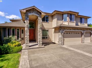 5555 SW Taylors Ferry Rd, Portland, OR 97219