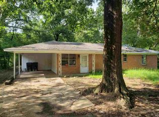 907 Butler Dr, Longview, TX 75602