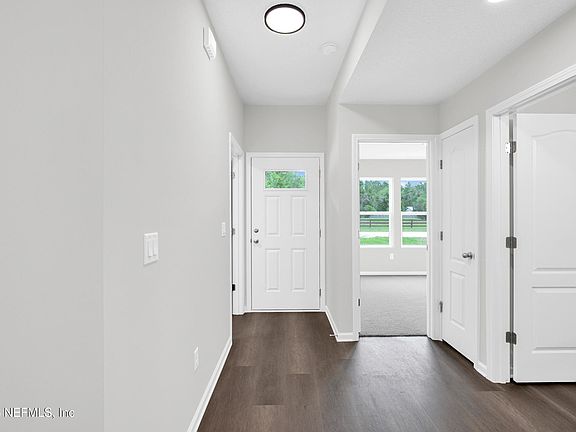 3rd image of 117 MACKEREL Avenue