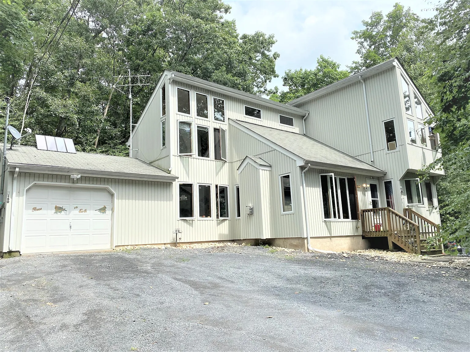 3160 Arctic Dr photo 1
