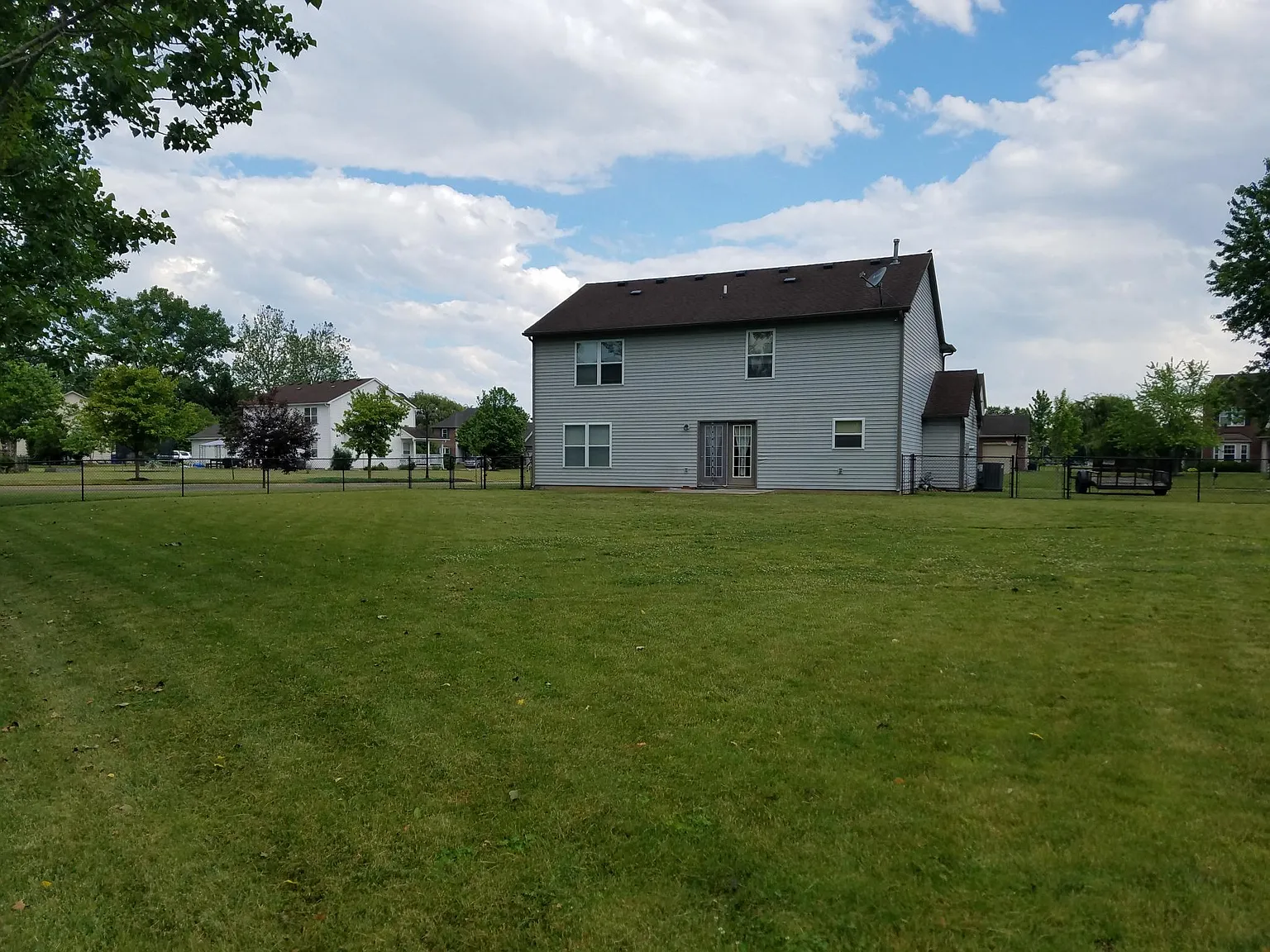 10515 Cornelian Ct — Photo 2