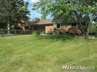 3050 Hagerman Rd, Lakeville, MI 48367