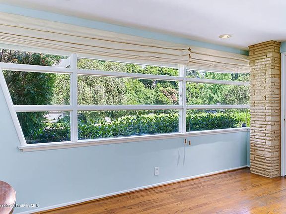 5th image of 408 Hermosa Pl