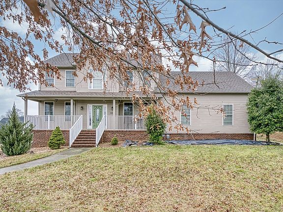 2nd image of 429 Windrowe Dr