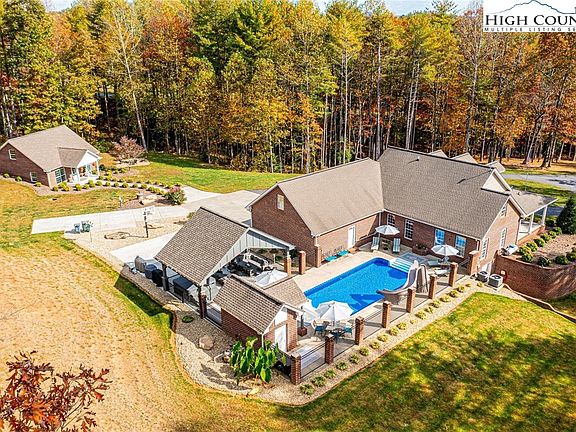 2nd image of 4446 Heritage Hills Place