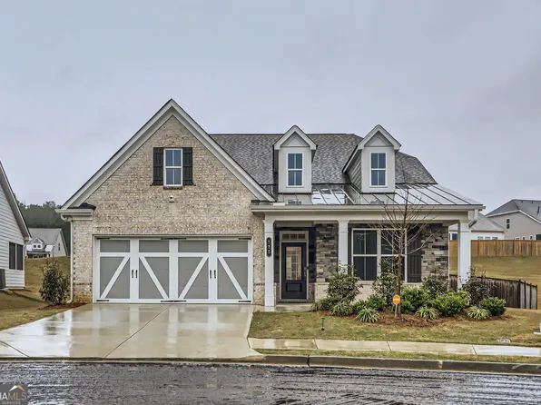 135 Salem Ct, Fayetteville, GA 30215