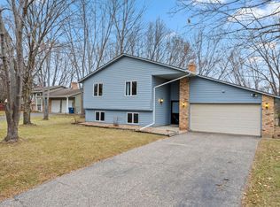 10608 Union Terrace Ln N, Maple Grove, MN 55369
