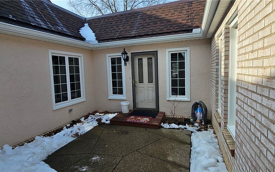 1st image of 4122 E Normandy Park Dr