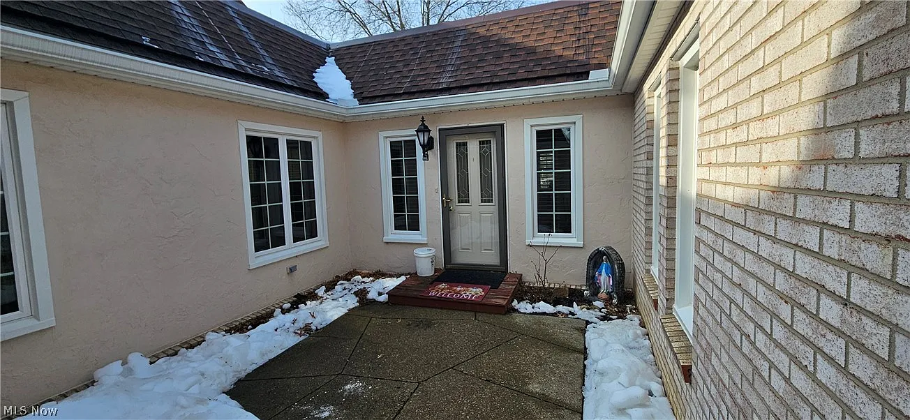 4122 E Normandy Park Dr photo 1