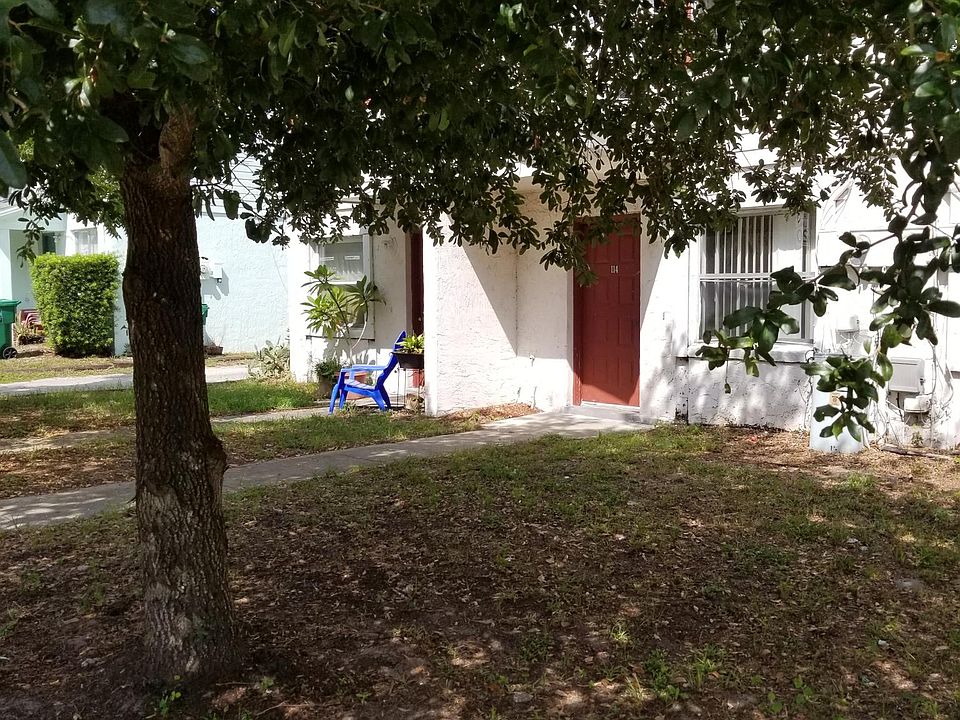 1st image of 114 Lori Anne Ln
