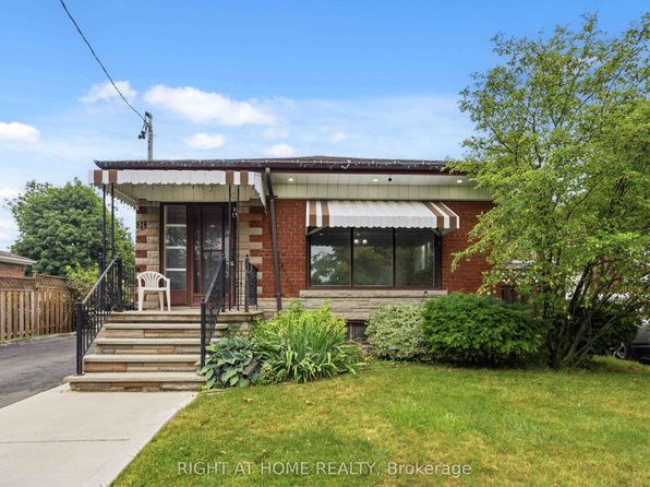 8 Grassington Cres, Toronto, ON M1G 1X5