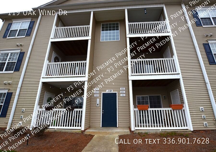 1st image of 119 Oak Wind Dr