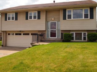 1719 Maryland Ave, West Mifflin, PA 15122