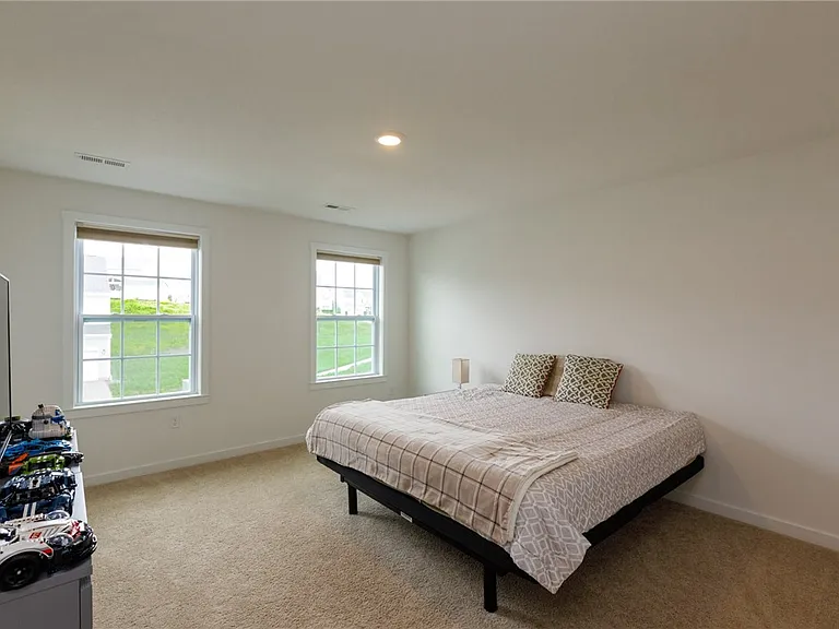 109 Mesa Dr — Photo 18