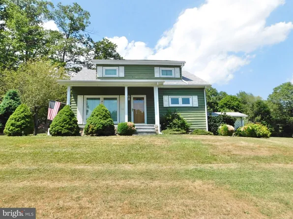 2120 Blackie Rd, Altoona, PA 16601