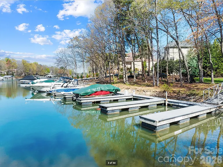 20307 Southshore Dr — Photo 42