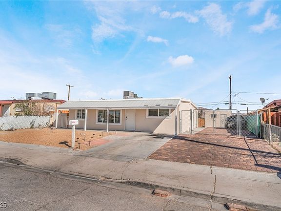 2nd image of 1216 Oahu St