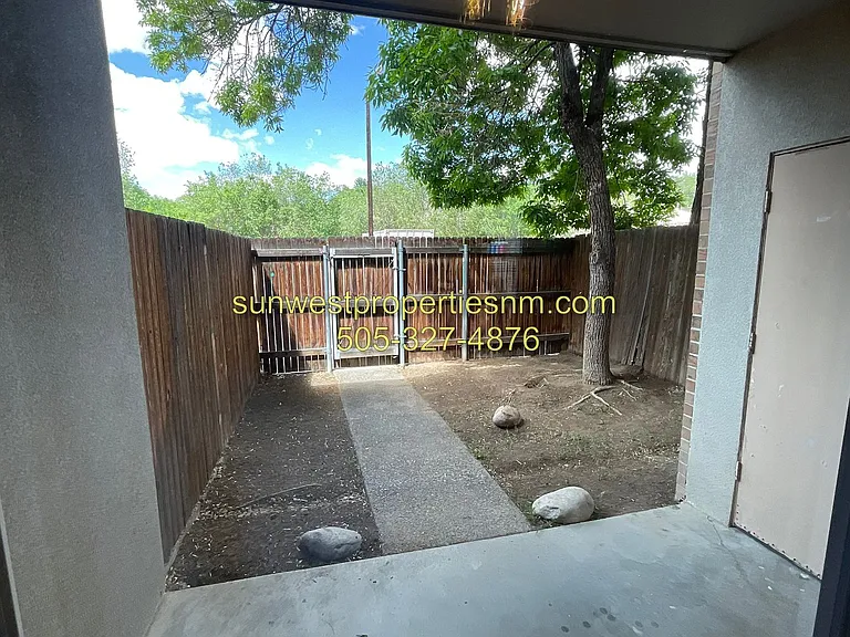 1151 E Navajo St — Photo 16