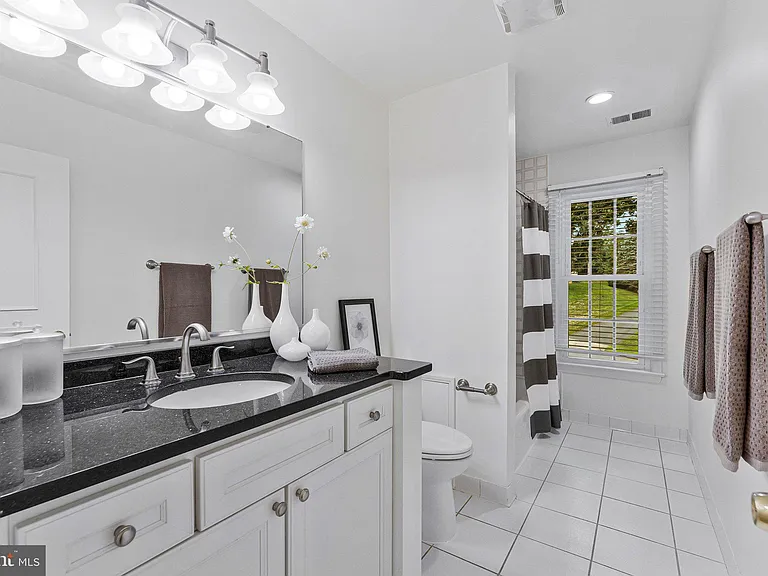 1171 Foxhound Ct — Photo 39