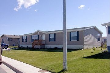 2nd image of 1104 Larkspur Ln