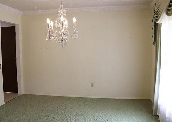 Separate dining room