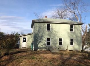 9 Orient Pl, Winchendon, MA 01475