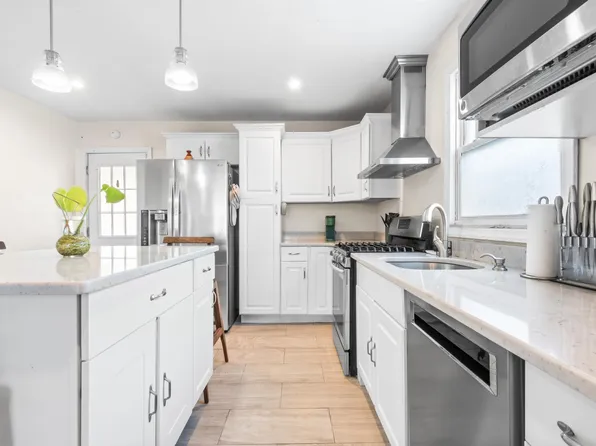 64 Brighton Ave, Belleville, NJ 07109