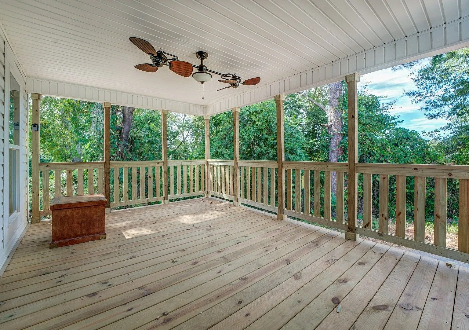 Spacious 3 Bedroom Home located in Historic Porterdale Georgia — Photo 3
