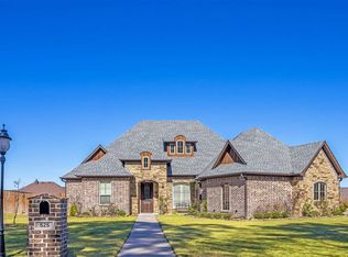 525 Highland Pl, Hallsville, TX 75650