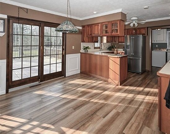 5th image of 6864 Hickory Hill Dr