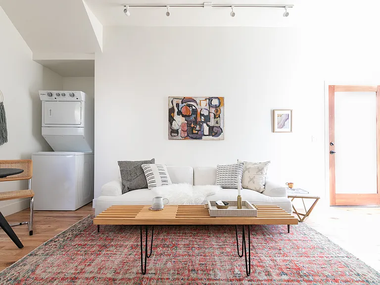 4543 Pickford St #1/4 — Photo 17