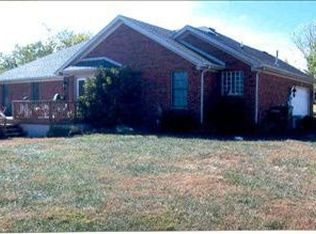 478 Opossum Kingdom Rd, Berea, KY 40403