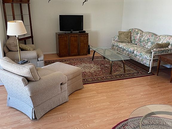 3rd image of 2960 59th St S APT 602