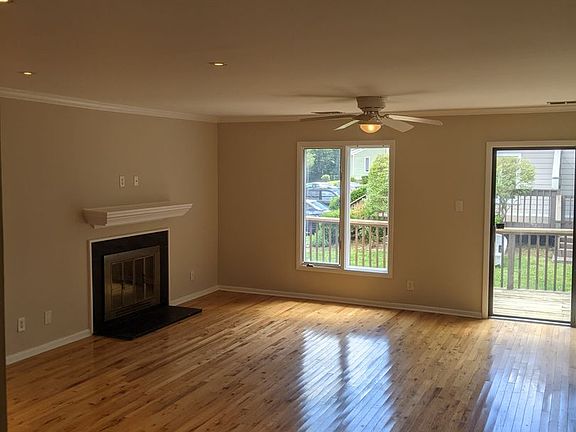 4th image of 250 S Estes Dr APT 20