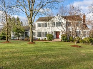95 Tuxford Ter, Basking Ridge, NJ 07920