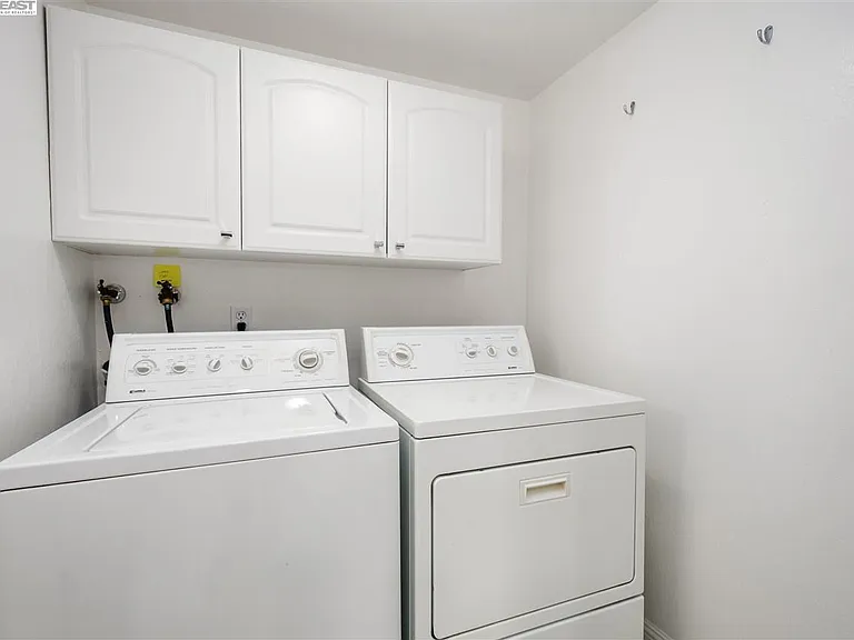 4471 Comanche Way — Photo 6