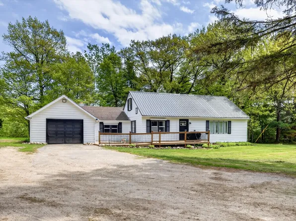 21020 River Rd, Grand Rapids, MN 55744