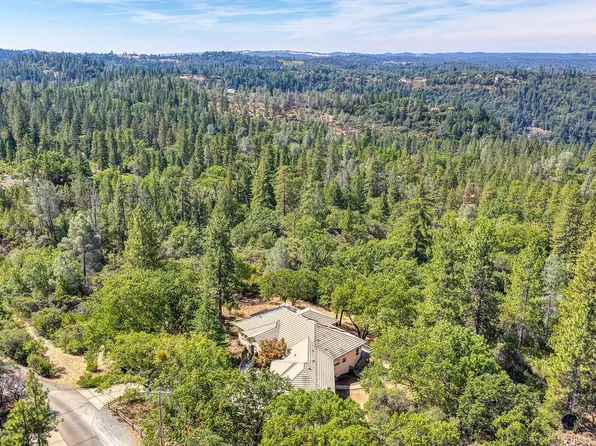 2120 Bear Rock Rd, Placerville, CA 95667