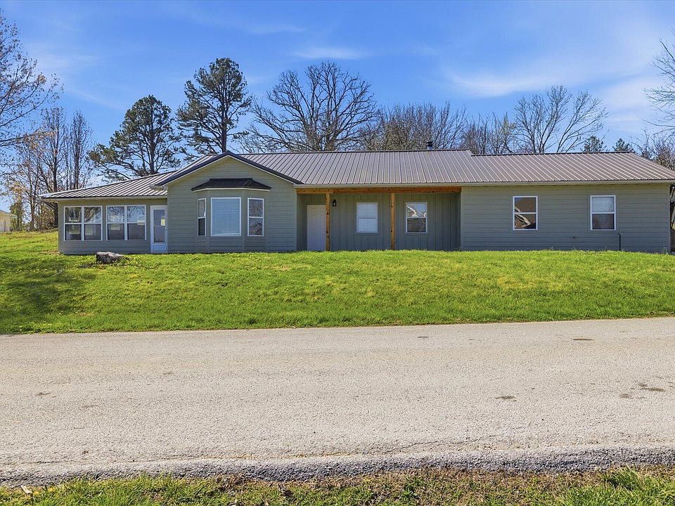 1st image of 208 N Julie Avenue