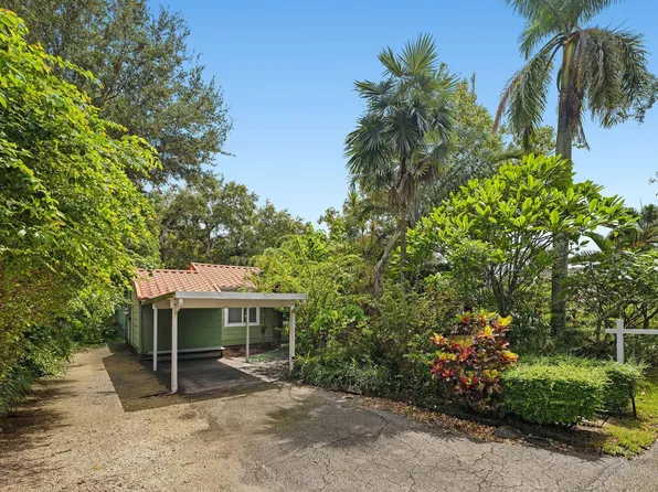11705 NE 11th Avenue, Biscayne Park, FL 33161