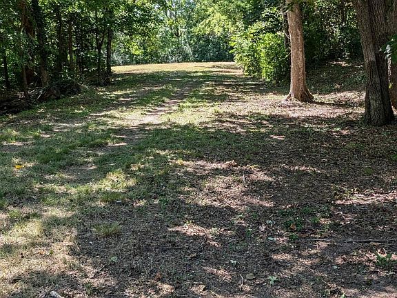 4th image of 1121 Panorama Dr