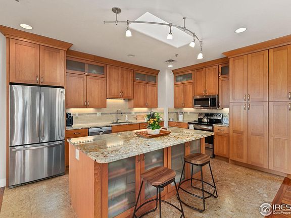 5th image of 710 Tenacity Dr #301