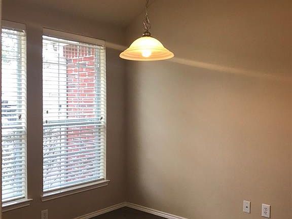 3rd image of 3209 Grant St