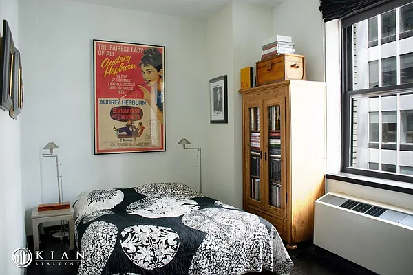 Rented by Kian Realty | media 22