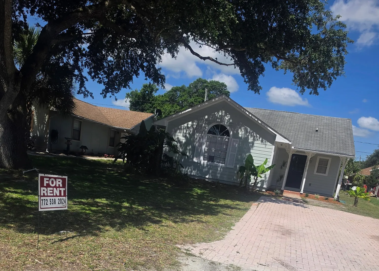 2 bed, 1063 sqft, $1,725 — Photo 1