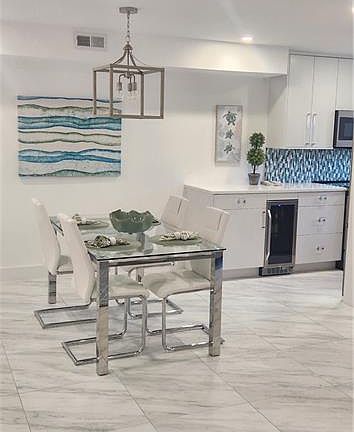 5th image of 3000 Gulf Shore BLVD N #113
