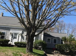 39 Walnut St, Reading, MA 01867