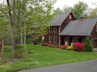 18 Silkey Heights Dr, North Granby, CT 06060