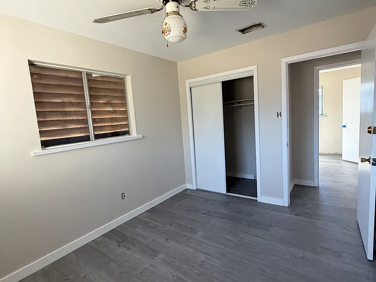 1605 Kern Dr — Photo 3