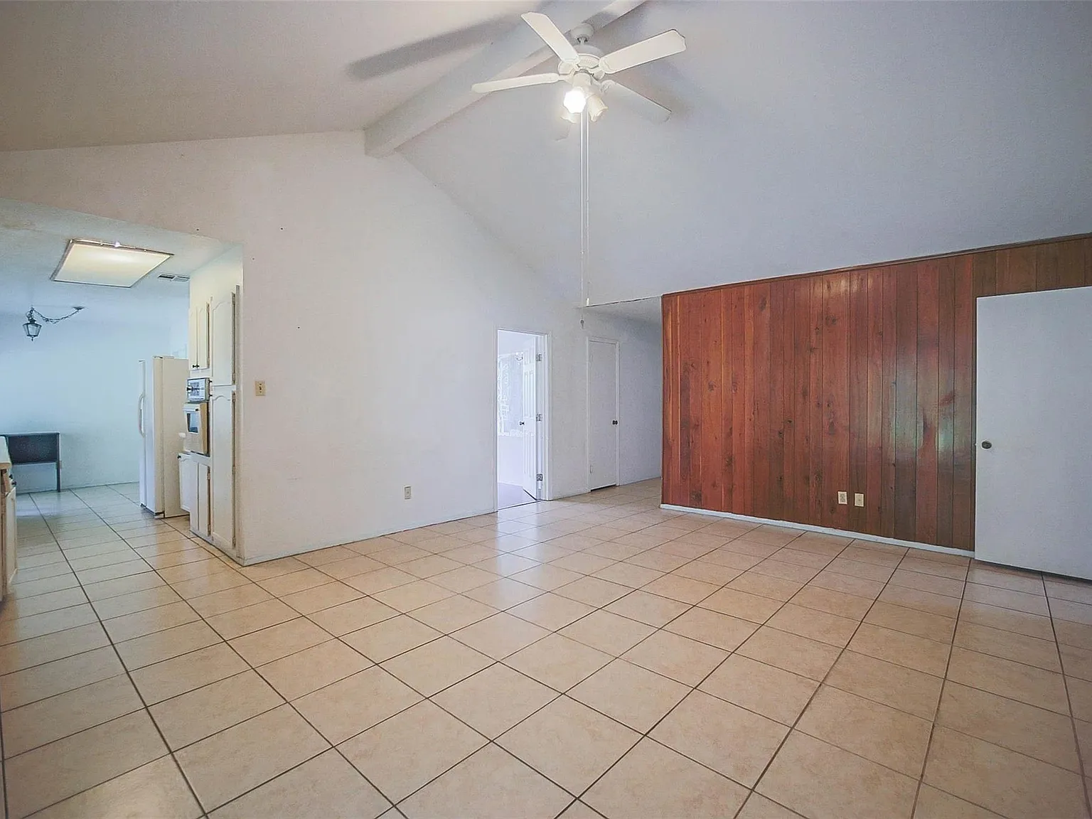 4 bed, 2.0 bath, 1793 sqft, $1,850 — Photo 4
